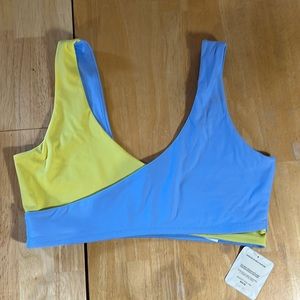 Fabletics sports bra